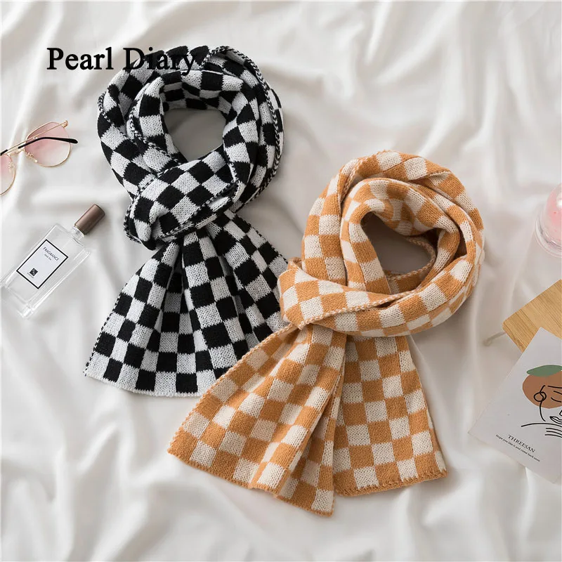 Pearl Diary Soft Black And White The Checkerboard Korean Style Winter Scarves Woman Keep Warm All-Match Women's Scarf Winter pearl diary to protect the cervical spine women s scarf winter all match solid color knitted keep warm fake collar scarf women