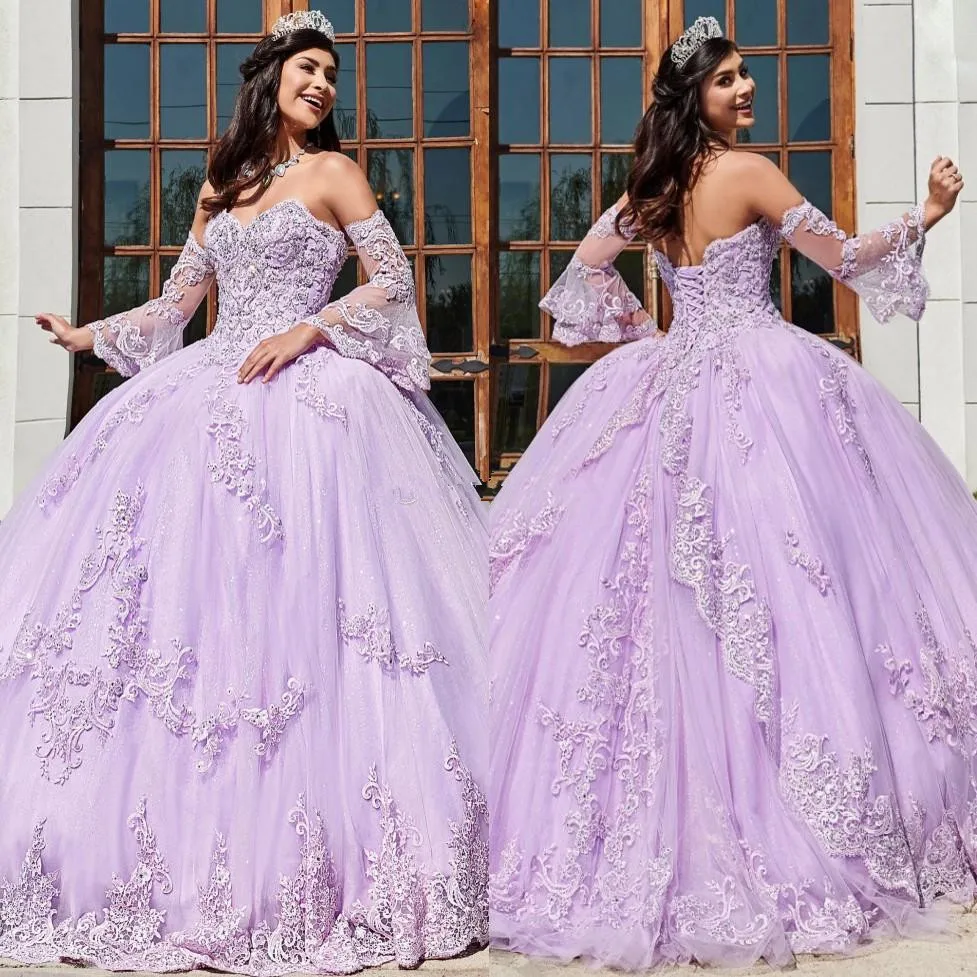 

Lavender Lace Beaded Ball Gown Quinceanera Dresses Sweetheart Neck Tulle Appliqued Prom Gowns With Wrap Sweep Train Sweety 15