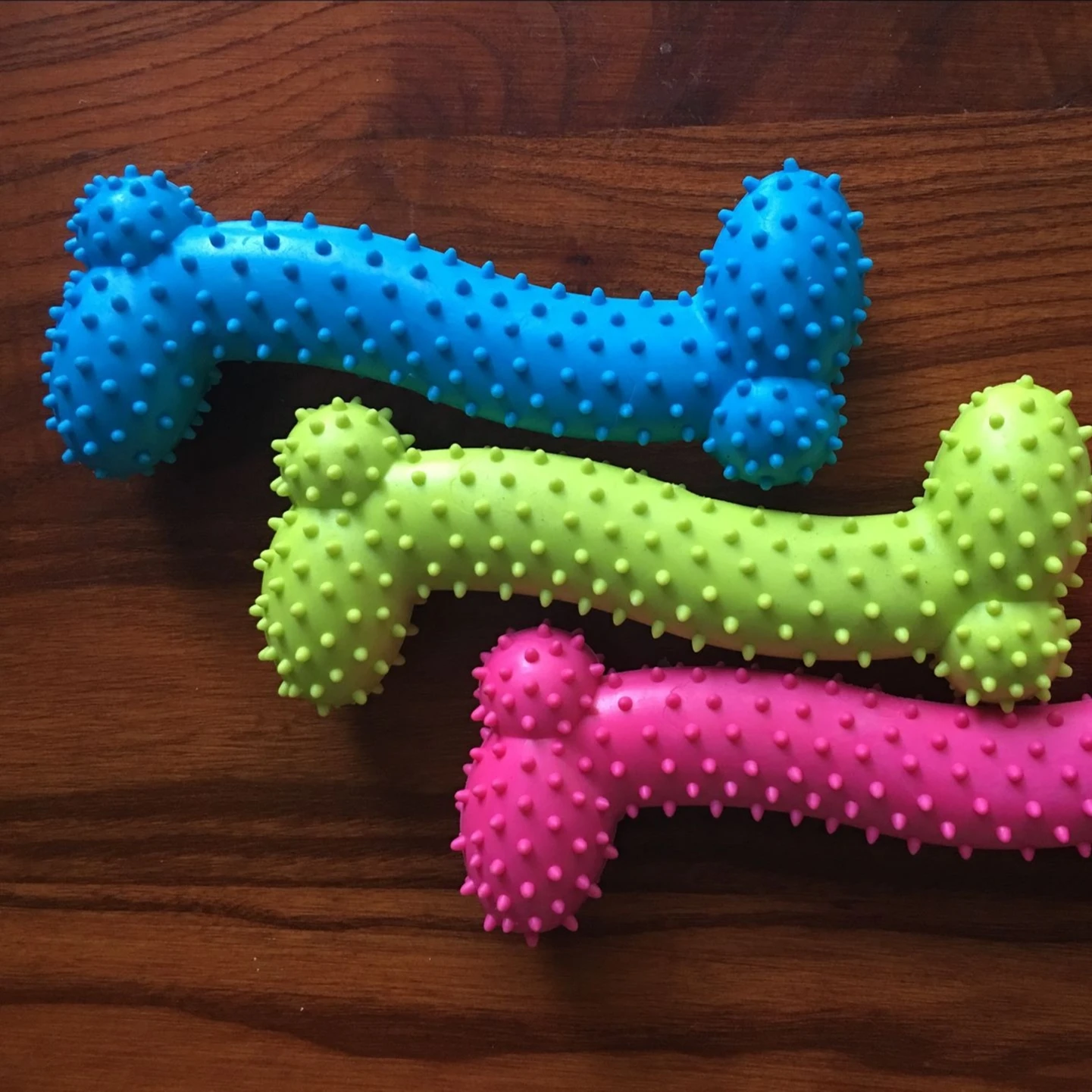 

2019 New Rubber Dog Toy with Thorn Bone Rubber Molar Teeth Pet Toy Dog bite Resistant Molar Training Drop Ship