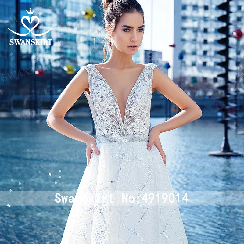 Роскошное Свадебное платье с бусинами v образным вырезом и аппликацией