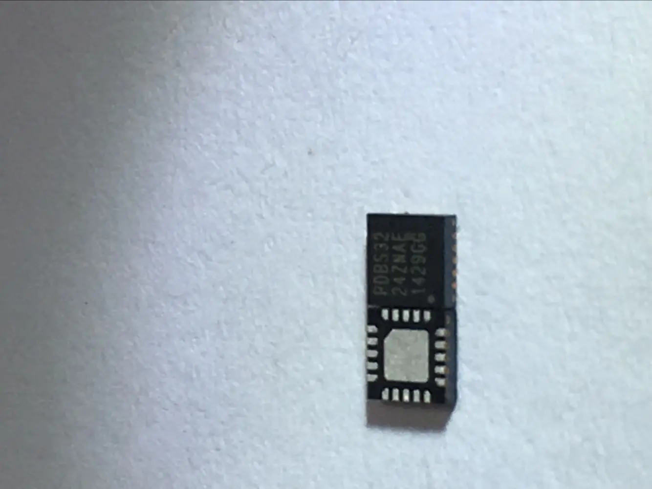 PI3DBS3224ZNAEX PDBS3224ZNAE QFN 9 гарантия качества