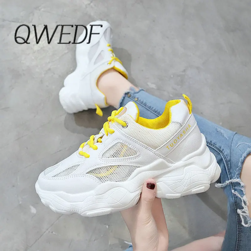 Qweff Модные женские кроссовки Harajuku спортивная обувь буфера Высота платформы вентиляция волна спортивные прогулочная обувь YN-29