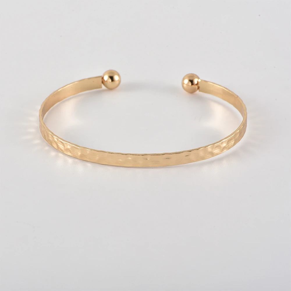 11930040584_1216654417