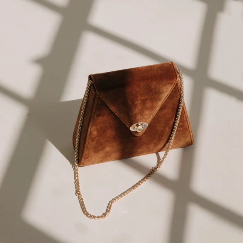 

Vintage Velour Chains Women Shoulder Bags Designer Messenger Bag Simply Luxury Crossbody Bag Ladies Small Falp Female Purse 2019