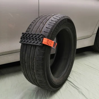 

2020 2pcs/set Tire Wheel Chain Anti-slip Emergency Snow Chains For Ice/Snow/Mud/Sand Road Outdoor Safe Driving