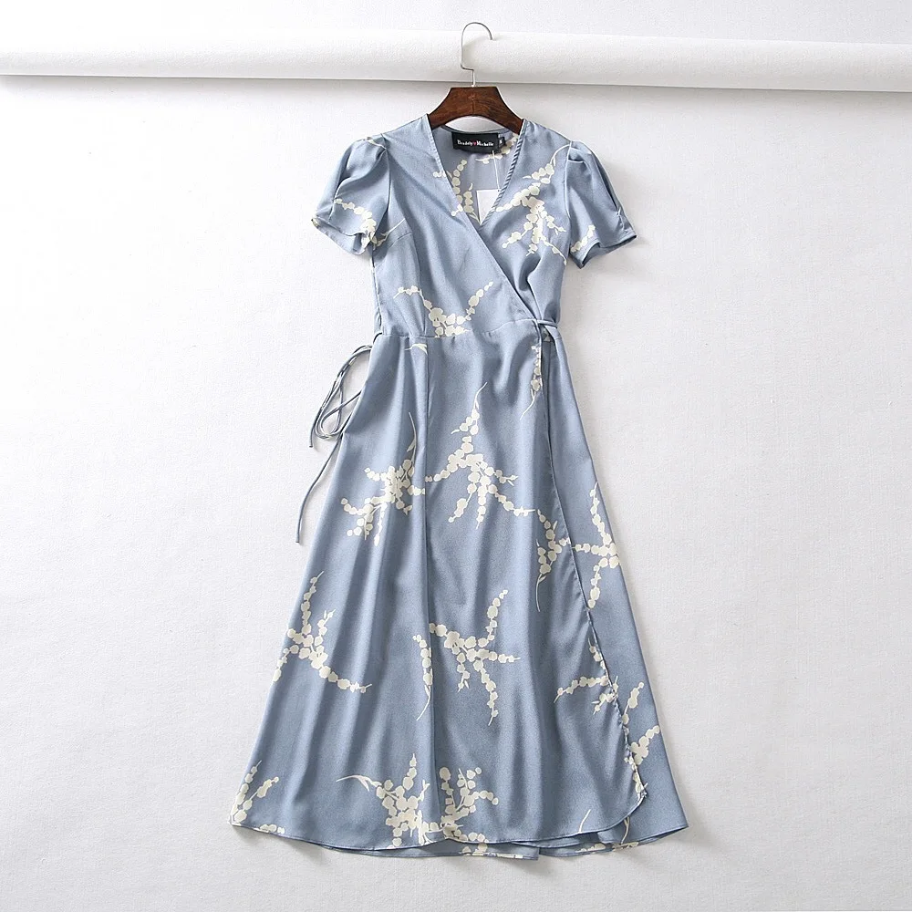

Europe And America French Pastoral Retro Fried Fire Hipster Little Daisy Romantic Cherry Blossom Holiday Wrap Dress Dress