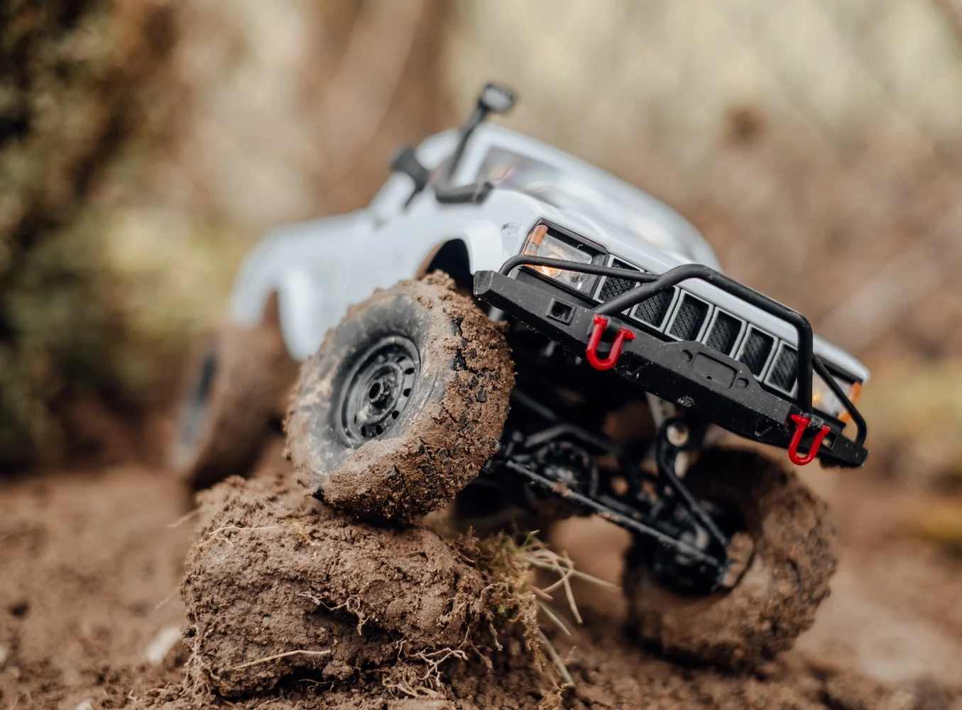 4WD RC Car in Mini Size