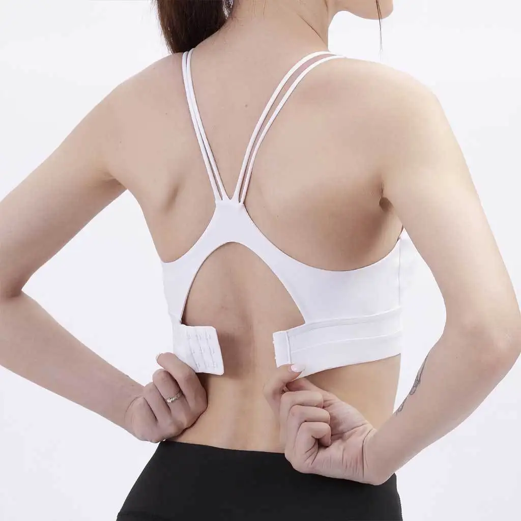 

2020 New shock-proof sports bra sexy shoulder strap yoga vest adjustable back buckle sports bra.