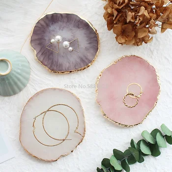 

Resin Storage Painted palette Tray Jewelry Display Plate Necklace Ring Earrings Display Tray Creative Decoration Organizer