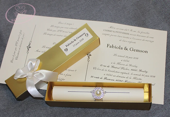 HI2052-48 Golden Scroll Invitation Card with Rhinestone Brooch