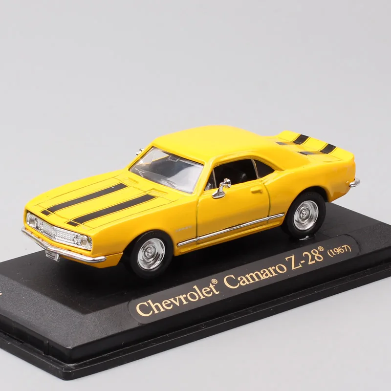 Коллекционная винтажная Миниатюрная модель автомобиля Chevrolet Camaro Z28 1/43 в масштабе