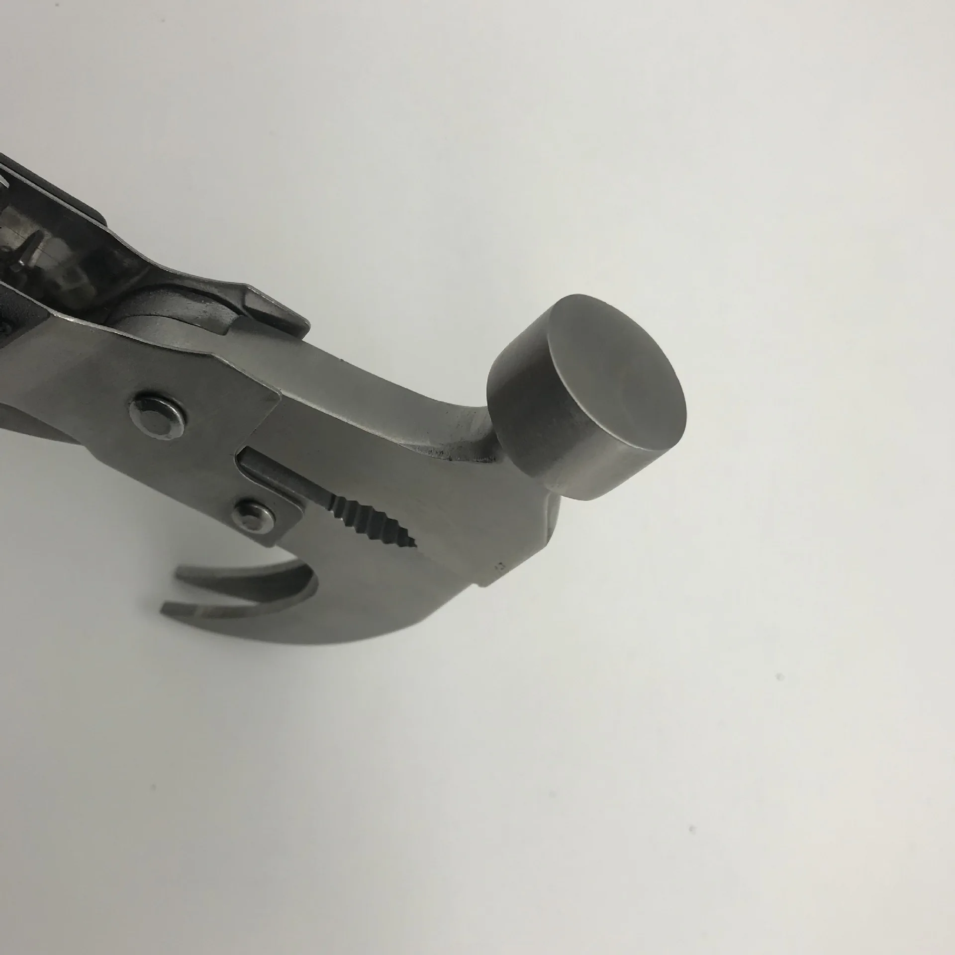 Cross Border New Products TAC Tool 18 in 1 Stainless Steel Survival Hammer Multifunctional Safety Hammer Outdoor Mountain Climbi