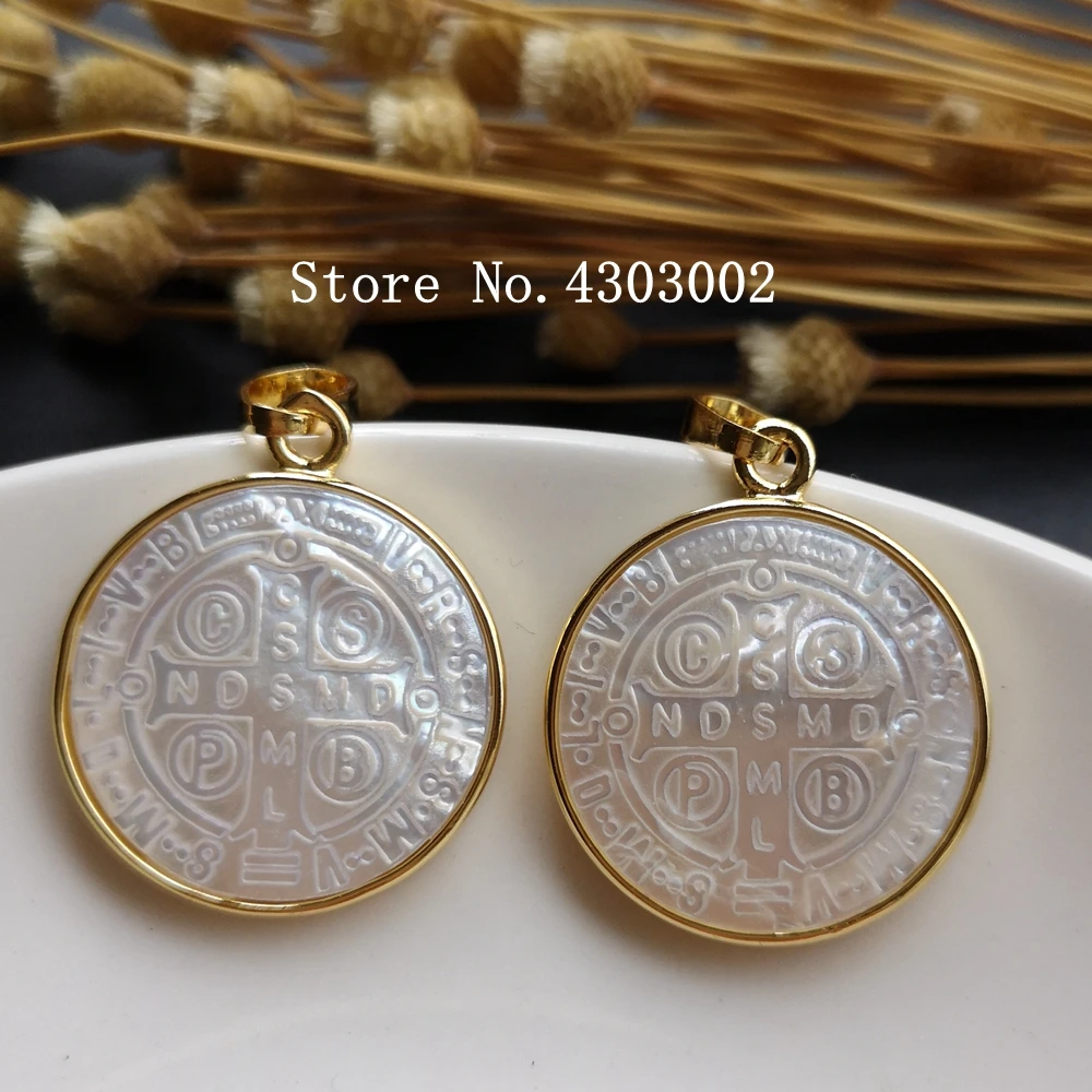 

10pcs/lot 24mm Natural Round Cross & San Benito Mother of Pearl Shell Pendant San Benito Pearl Shell MOP Charms for Necklace