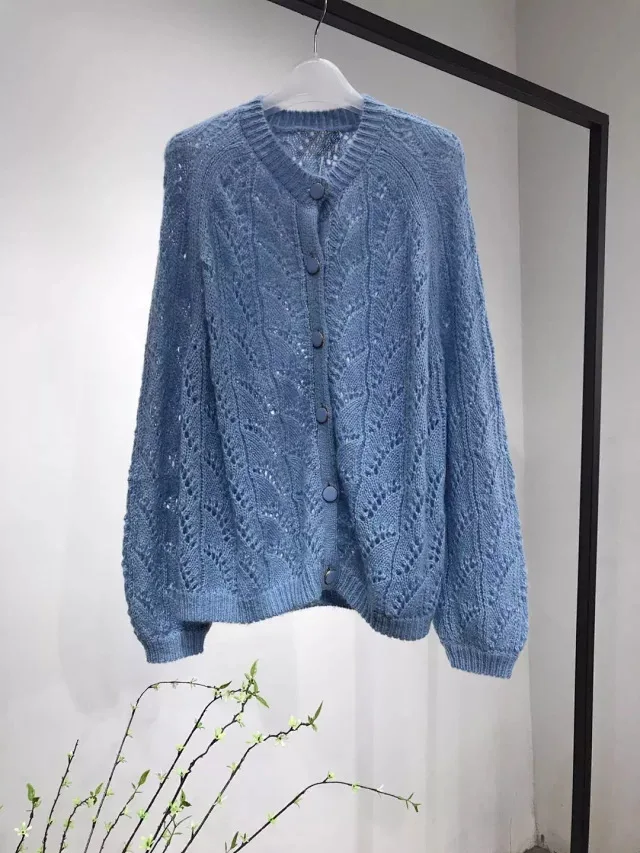 Women Sweater early spring new hollow button hook flower hippo knit