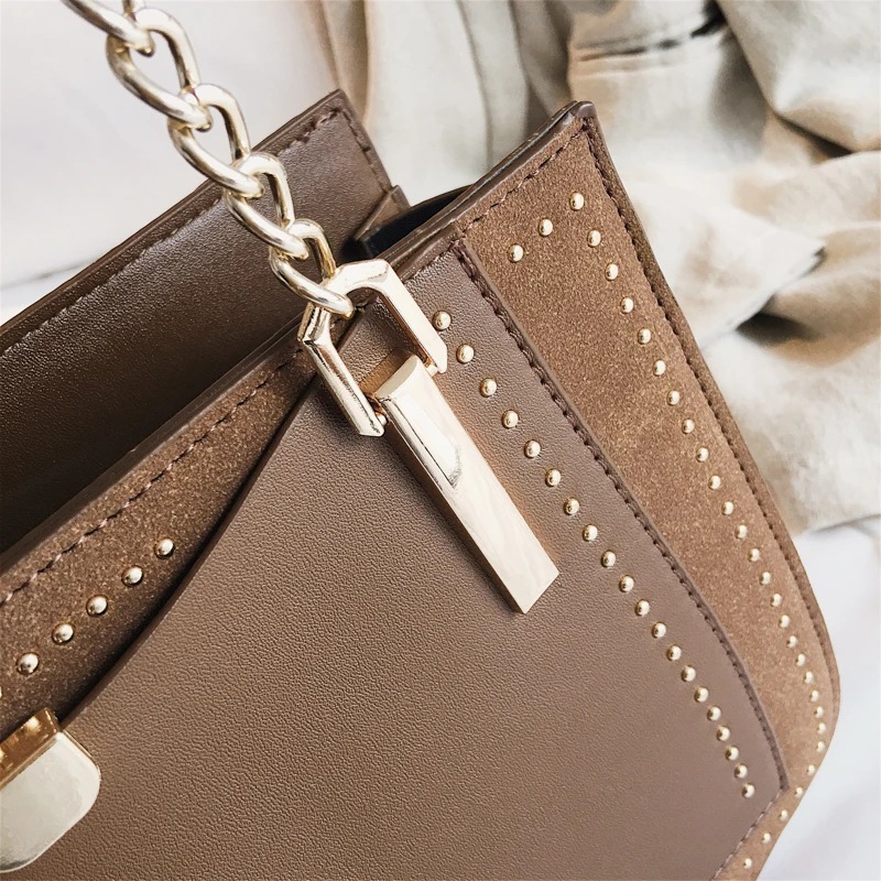 Koop Swdf 2020 Nieuwe Luxe Klinknagel Handtas Vrouwen Tas Designer Merk Metalen Ketting Tassen Casual Pu Lederen Crossbody Tas Tassen voor Vrouw