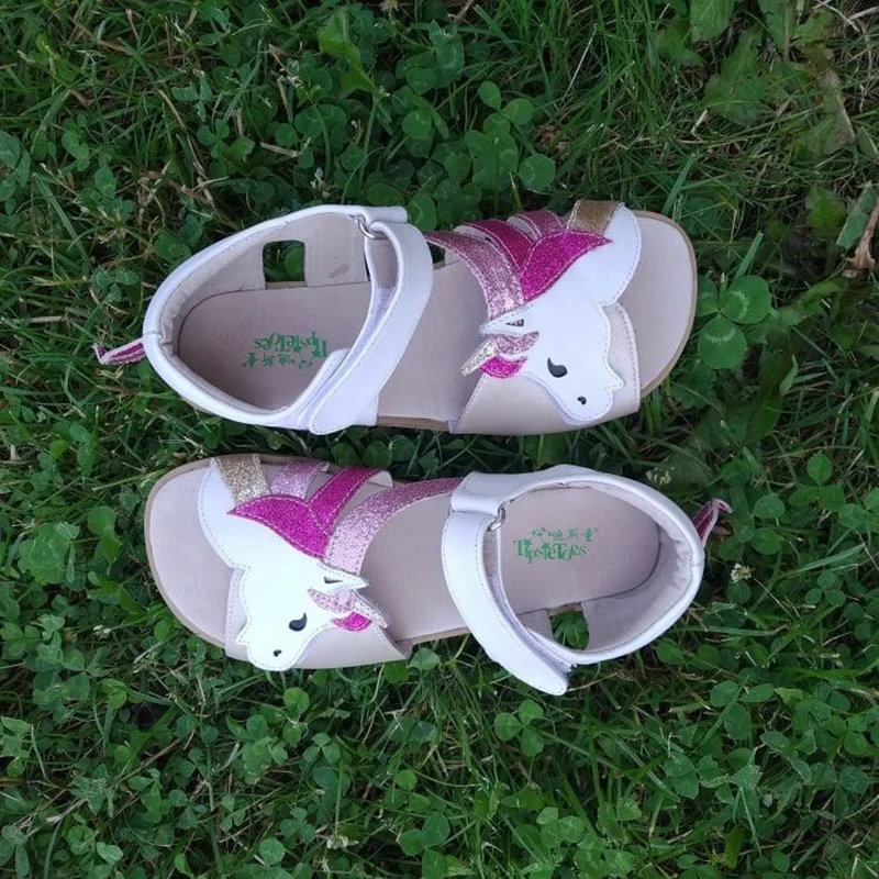 TipsieToes Top Brand Barefoot Genuine Leather  Girl  Younth Sandals New Zigzig sole