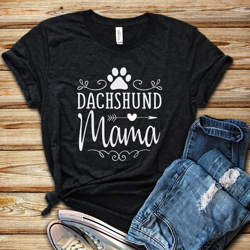 Dachshund Mama Эстетическая футболка Веселая стильная сердце со стрелой Tumlr графическая футболка подарок матери собачья лапа хлопковые топы Tumblr футболка мама