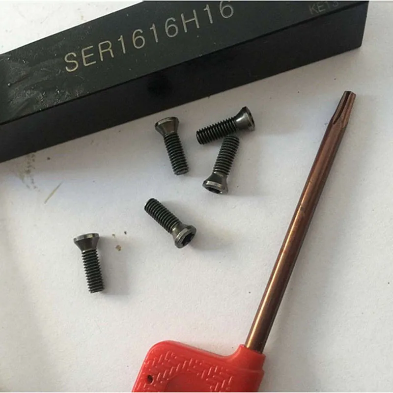 Для Carbides вставной винт torx токарный инструмент Отвертка M3.5 * 12 мм случайный цвет |