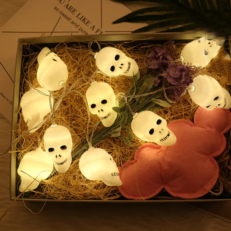 

QYJSD Halloween Decor 30LED Light String Cute Ghost Skull Lights Outdoor Garland for Halloween Fairy Christmas Tree Decoration