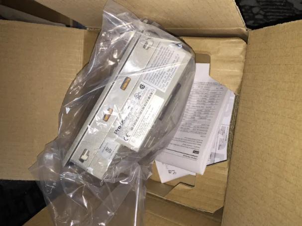 

1 PC Pro-face AGP3200-T1-D24 Touch Screen In Box New