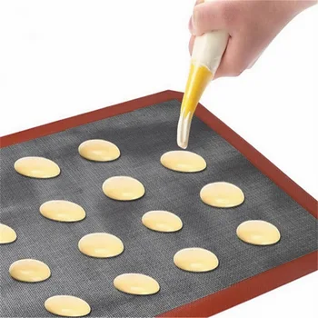 

Perforated Silicone Baking Mat Non-Stick Baking Oven Sheet Liner for Cookie /Bread/ Macaroon/Biscuits Kitchen Tools