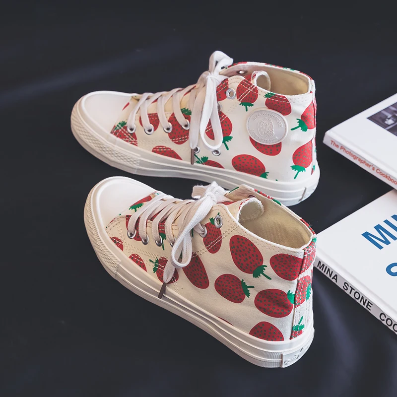 

Woman Casual Breathable Cloth Shoes Sneakers Strawberry Canvas Shoes New Fashion Spring Student Canvas Shoes Flat Casual Shoes