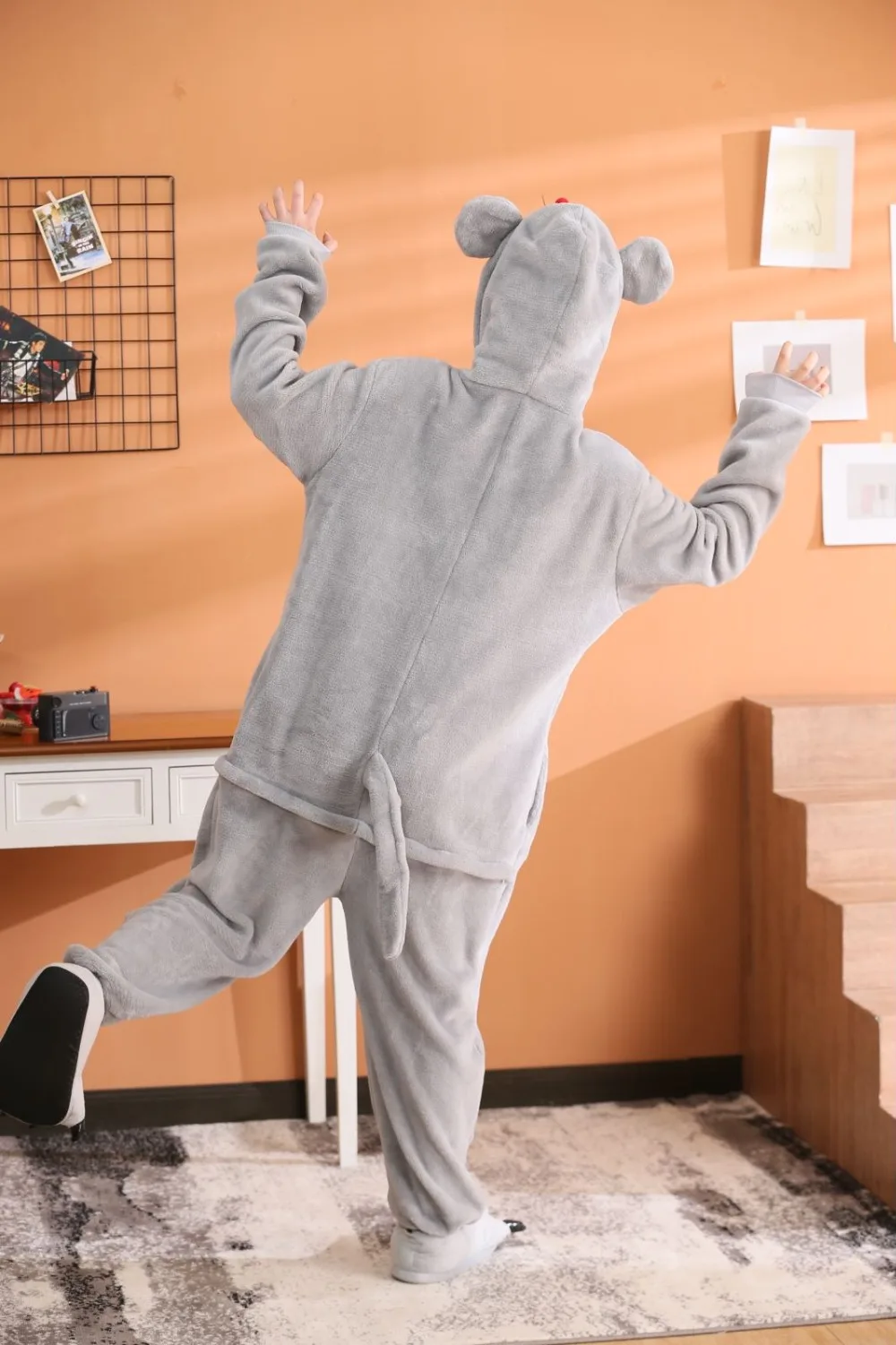 09c0a9903e0f4e9afa40d114d8caa461