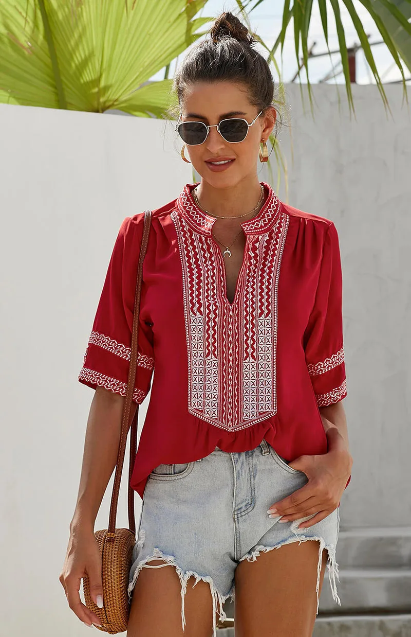 SEBOWEL Casual Embroidery Print Woman T-Shirts Half Sleeve V-neck Loose Female Tops New Fashion Summer Plus Size Clothes