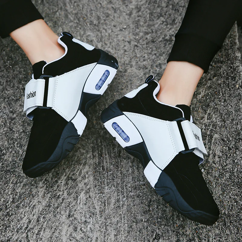 

Spring Trend 2019 New Sports and Leisure Running Korean Fashion Shallow Mouth Breathable Massage Lightweight Lace Men's Shoes