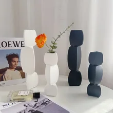 Nordic Decorative Ceramic Vase Dried Flowers Modern Decorative Vases Bathroom Accessories Aesthetic Vase Room Decoration