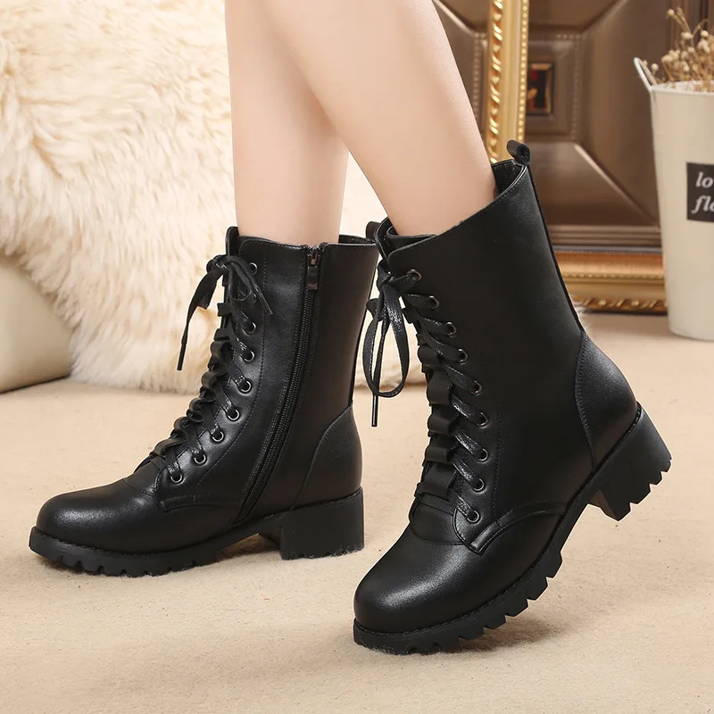 

Martin Boots Woman England Wind Winter School Wind Flat Bottom Circle Head Short Boots Student All-match Crude With Flange