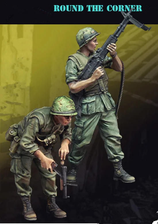 1/35 Resin Figure Model kits 2 figures Unassambled Unpainted 872