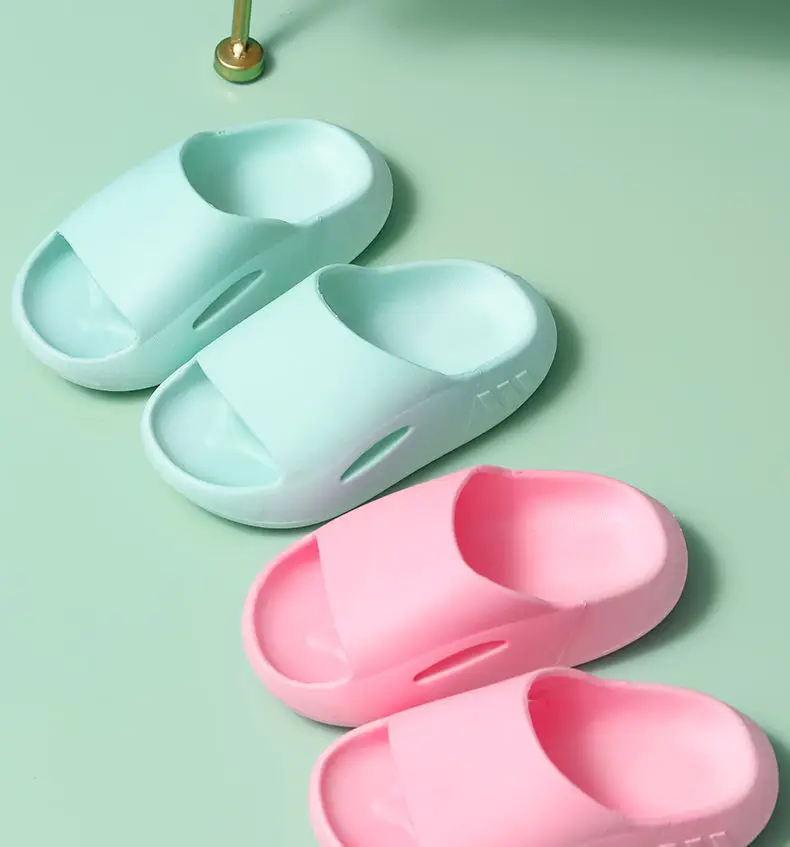 Children's Slippers Summer Pinkycolor cute Beach Shoes For Boys Girls Waterproof Antiskid Bathroom Kids Slippers Soft Baby Shoe boy sandals fashion