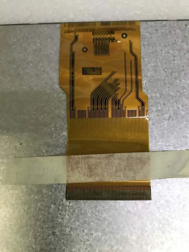 º ǻ LCD ÷ ȭ  D10458B1T