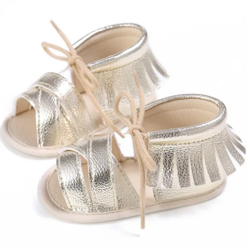 Модные сандалии для новорожденных девочек; милые сандалии принцессы с кисточками; дети младенец Начинающий ходить малыш; туфли на плоской подошве на шнуровке - Цвет: Золотой