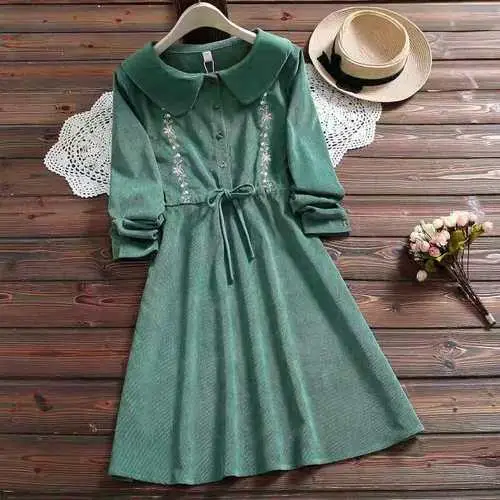 Японский Мори девушка весна осень Женское платье абрикосовое зеленое цветочное элегантное платье vestidos mujer винтажное вельветовое милое платье - Цвет: Зеленый