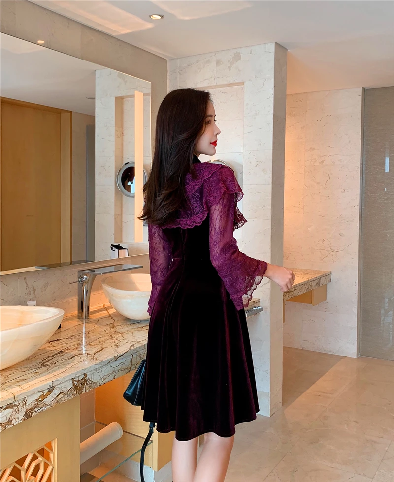 Autumn Winter Designer Lace Flare Sleeve Patchwork Velvet Dress Women Vintage Bowknot Ruffles Turn-Down Collar Mini Dress