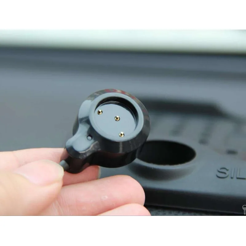 CHIZIYO New Design Multi-functional Magnetic Charge Of Silicone Anti-Slip Mat Car Navigation Mobile Phone USB Charger