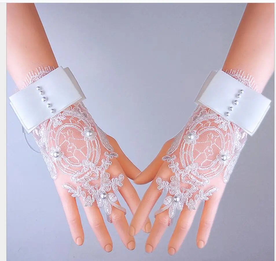 

Elegant White Lace Wedding Gloves With Beading Wrist Length Gloves Bridal Accessories