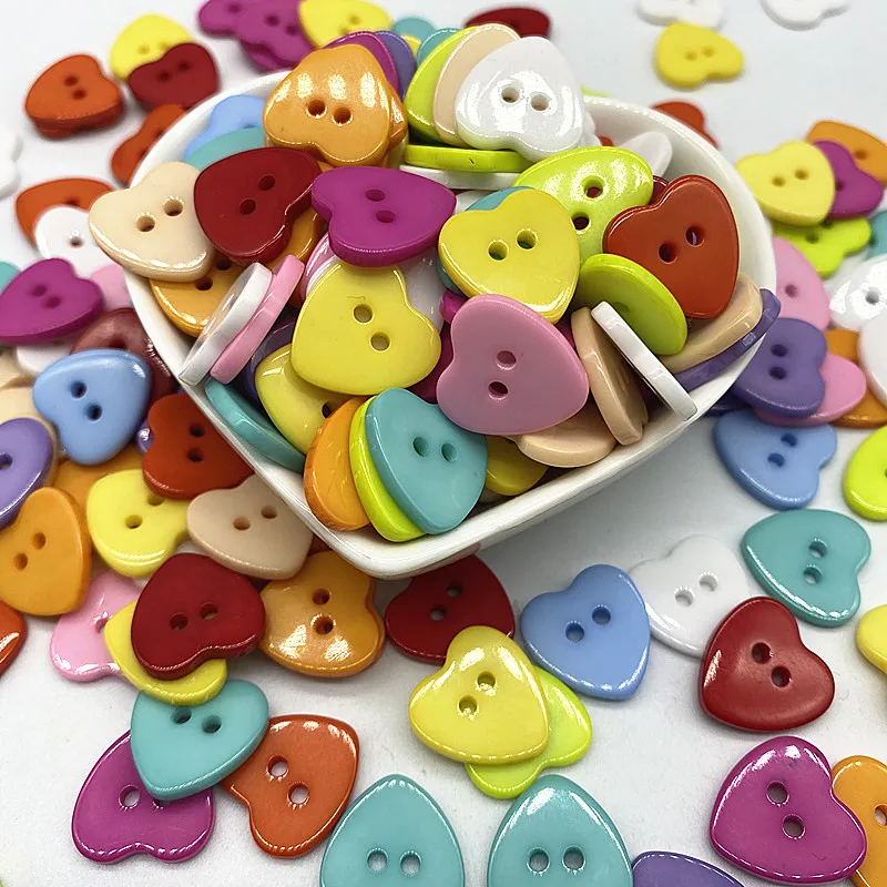 Description Picture 2 of itemNew 11-15mm  Candy colored hearts Button Resin Sewing ButtonsDiy Scrapbooking Multicolourr