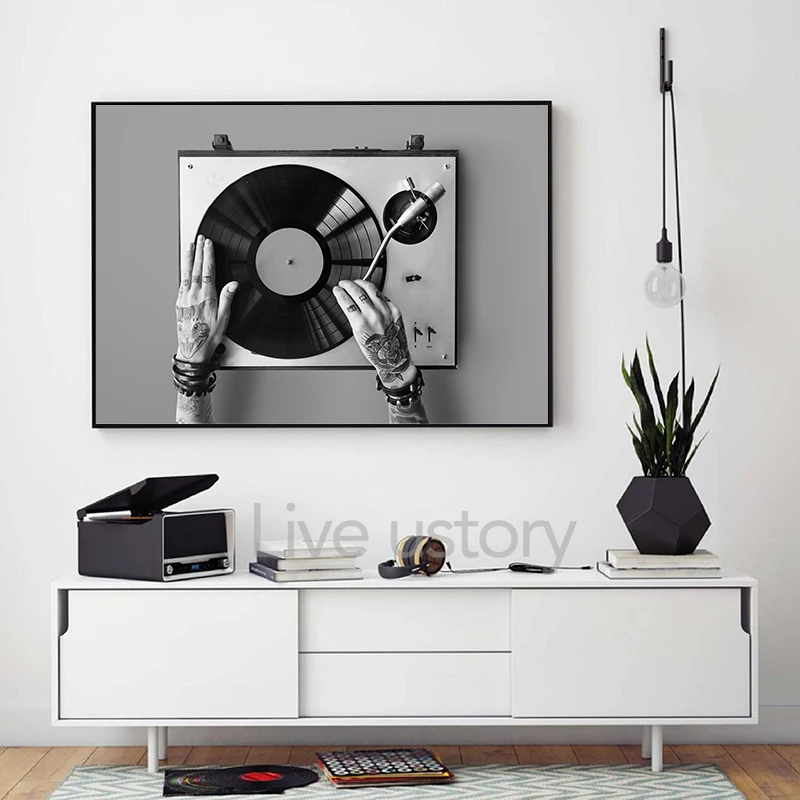 Black and White Vinyl Record Photo Poster Canvas Painting Vintage Music Wall Art Prints Musician Gift Music Studio Decor Picture calligraphy paintings easy