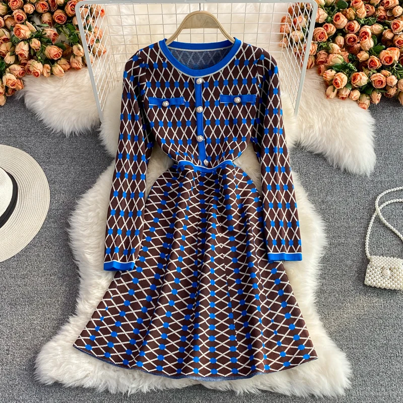 Houndstooth Autumn Winter O-Neck Long Sleeve Knitted Dress Women's Slim Waist Pearl Buttons Fashion Bright Shinny Outfit Vestido