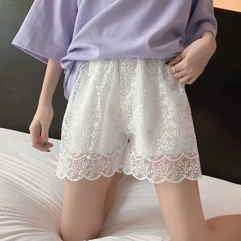 

Fashion Women Lace Shorts Sweet Wide Leg Loose Lolita Shorts Spodenki Damskie Summer Shorts Feminino Vetement Elastic High Waist
