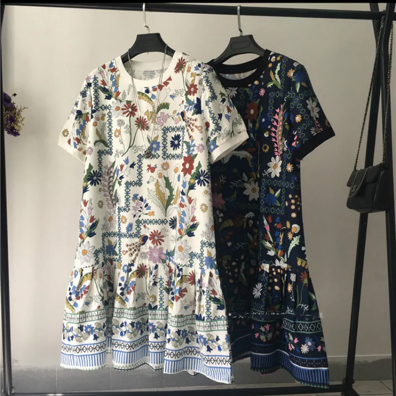 2020 summer European Vintage Women Printed Dresses Short Sleeve Lady Floral Print Dress Female Retro Loose Print Dress 2020 summer European Vintage Women Printed Dresses Short Sleeve Lady Floral Print Dress Female Retro Loose Print Dress