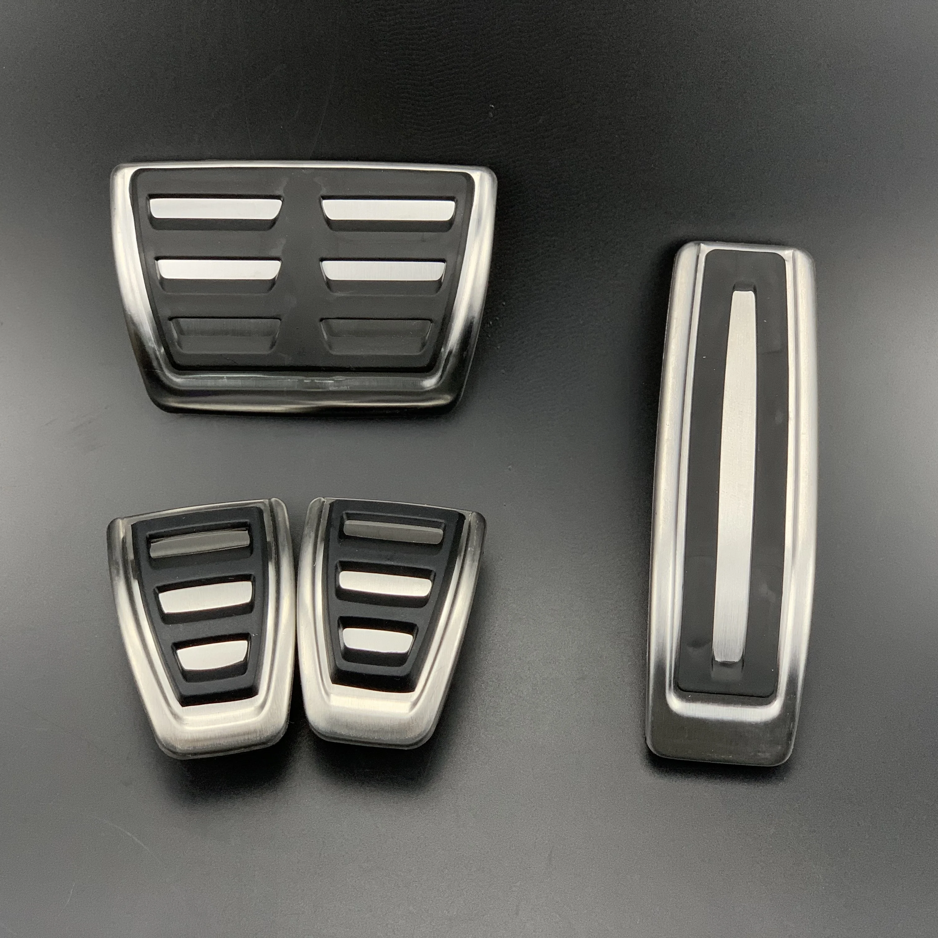 Liquor Car New For Porsche Cayenne 2010-2016 Aluminium alloy Accelerator Brake Clutch Pad Gas Petrol Foot Rest Pedal Set Liquor Car New For Porsche Cayenne 2010-2016 Aluminium alloy Accelerator Brake Clutch Pad Gas Petrol Foot Rest Pedal Set