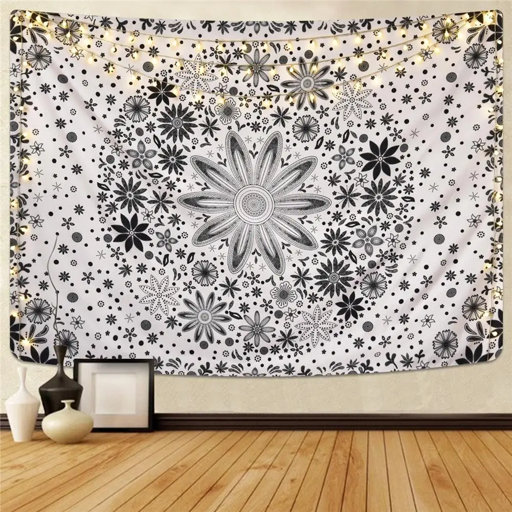 

Portable Bohemia Mandala Tapestry Simple Texture and Retro Appearance Durable Polyester Tablecloths Picnic Mats Home Decor