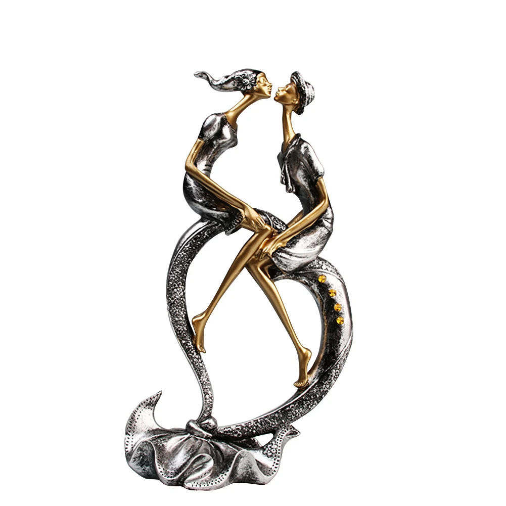 

Elegant Modern Decoration Home Accessories Office Heart Shaped Gift Resin Figurine Kiss Couple Lovers Statue Handicraft Wedding