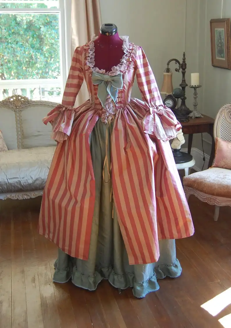 Cosplaydiy Marie Antoinette Baroque Ball Gown Medieval Pink Strip Princess Renaissance Costume Dress for Halloween Carnival |