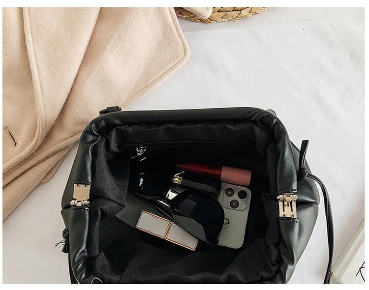 Women Messenger Bag Simple Dumplings Designer Retro New Fashion Cloud Female Crossbody Shoulder Bag Tide Handbag Clutch Bag