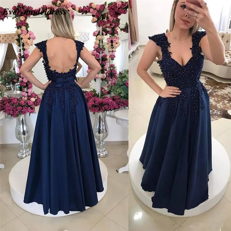 

Robes Navy Blue Prom Dresses 2019 Appliques Beaded V-Neck Cap Sleeves Backless A-Line Arabic Formal Evening Gowns Floor Length